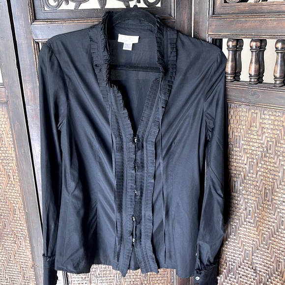 Women’s Size 8 black dress shirt - Picture 5 of 6